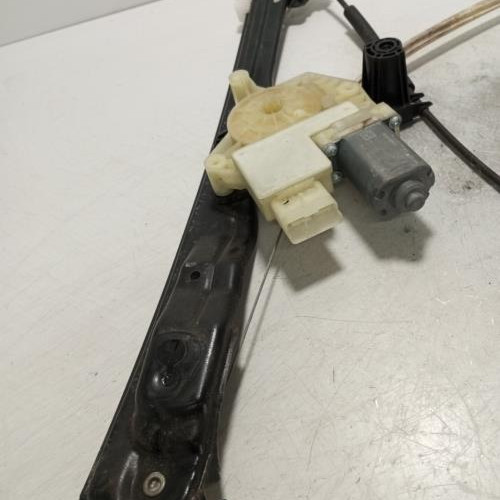 89866783-1b97ff4d-72cb-486b-b329-ec18eedede6f-Piece-Leve-vitre-electrique-avant-droit-9826079480-PEUGEOT-308-2-PHASE-1-3f7f7df60f8e2980b1f19f37ee5bcad216607682a47679f0721733be89b56cd2_m.jpg