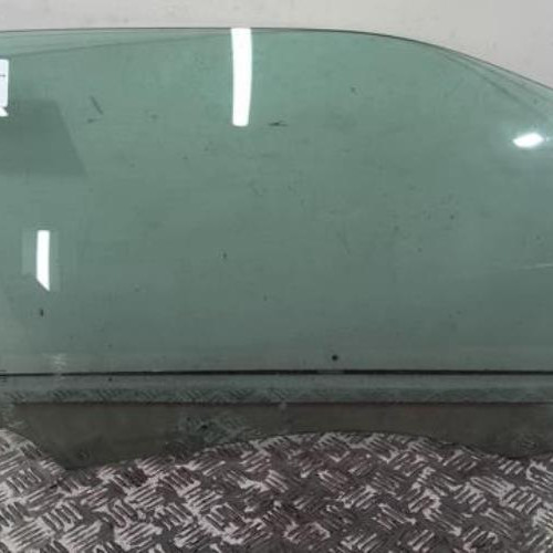 89867534-5984b748-ef7e-4538-9009-3d002aaa3862-Piece-89867534-Vitre-avant-droit-9806027280-CITROEN-DS3-PHASE-1-16-THP-16V-TURBO-3a38351e107e6daf073df44b5bd6916347de5c07537c4d3f16cf3f414e73b677_m.jpg