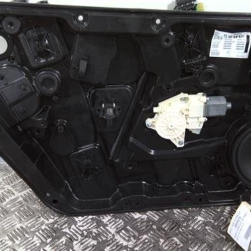 89935576-358487ed-c3a7-47d5-b034-0e4018f78dbc-Piece-89935576-Leve-vitre-electrique-avant-gauche-1767206500-MERCEDES-CLASSE-GLA-156-PHASE-1-200-22-CDI-16V-TURBO-4-1a6e60ac80cf403a21a31522151ae718288c1dbc12c60fdd69d77ecb0afbc799_m.jpg