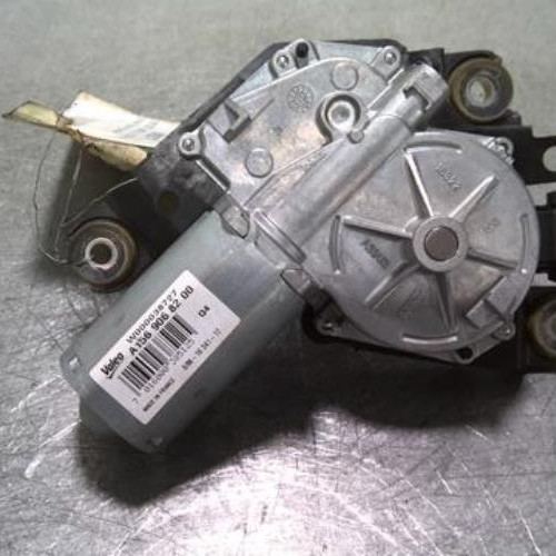 89935577-2b2e5eee-68c4-4e7a-912d-eaca45feca36-Piece-89935577-Moteur-essuie-glace-arriere-1569068200-MERCEDES-CLASSE-GLA-156-PHASE-1-200-22-CDI-16V-TURBO-4-d5cc57a8f19dcd9a688a8444b3facde7875ef71ac0f8ccaf33ce63cabadaa83f_m.jpg