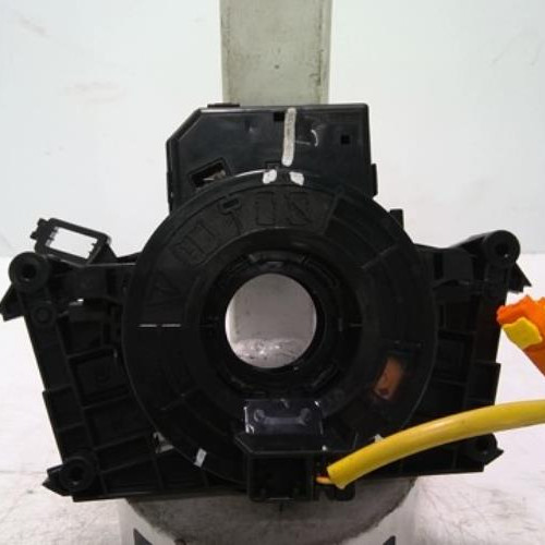 90024160-3d77502f-72cc-4627-8570-736236fedb8e-Piece-90024160-Contacteur-tournant-1613581780-CITROEN-C4-AIRCROSS-16-HDI-8V-TURBO-4X4-0a7db9ba548b6c9ab39a1212091d06fd83fec20e94e2714b8c54b9ab6109f310_m.jpg