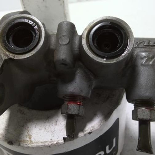 90024214-0e779f69-fb17-45e7-875f-fff245758910-Piece-90024214-Maitre-cylindre-1611295280-CITROEN-C4-AIRCROSS-16-HDI-8V-TURBO-4X4-f73ccb734c1a0ec913b6e8a8c950bf7a772ec507eb7bde0e6278416f285a4a9e_m.jpg