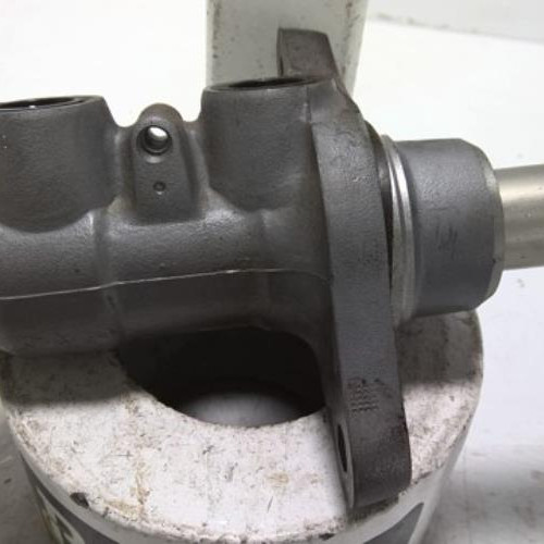 90024214-01329e94-69bc-49e5-acb9-968eafe92c9e-Piece-90024214-Maitre-cylindre-1611295280-CITROEN-C4-AIRCROSS-16-HDI-8V-TURBO-4X4-7481e7e5d8d0da7d74d5463eba6c3a4e23945f6bb536f3a567ed299008f89f5d_m.jpg
