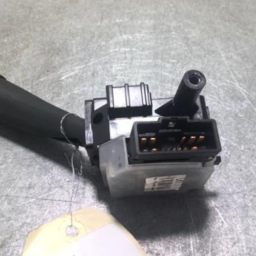 90096170-10dba8cf-bc75-4835-80a9-39ed64d703eb-Piece-90096170-Commodo-phare-3733MA-HYUNDAI-H1-2-STAREX-25-CRDI-16V-TURBO-a9def18091b5003410618d50ceb15c8a8dbcf2e877dfae6c9d89b0a587a4c530_m.jpg