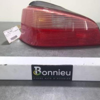 90218005-58ea7078-aa66-4c0d-9dfd-9b40ac6b9553-Piece-90218005-Feu-arriere-principal-gauche-6350G6-PEUGEOT-106-PHASE-2-14i-8V-bad09de8682c09a7626c7c05cf4a9c12b86e232af87bc783e66ae67e7c4a59a8_m.jpg
