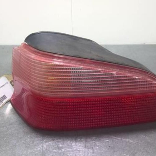 90218005-4cf61a25-25cd-4c5c-ae53-6c97b63b53eb-Piece-90218005-Feu-arriere-principal-gauche-6350G6-PEUGEOT-106-PHASE-2-14i-8V-f921dccba0c37ad9e0a3c3d1e4315b12cbc3bdfece1d9a071764d34523e97b80_m.jpg