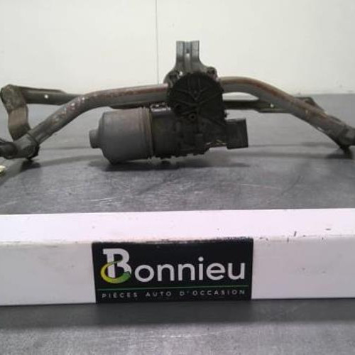 Moteur essuie glace avant
