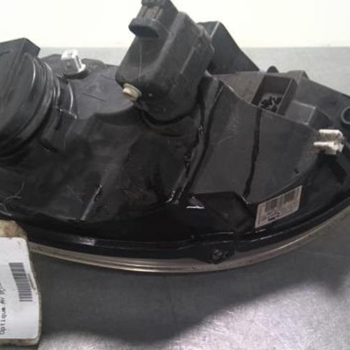 90357618-7fe1f7ae-2d88-45c3-abab-4272e74b1841-Piece-90357618-Optique-avant-principal-droit-260107401R-RENAULT-KANGOO-1-PHASE-2-12i-16V-2386b786ff5fc8dc25ee01fbf59eccd80ba8c4537f10e5c9b4270736739bfd6e_m.jpg