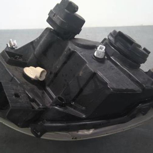 90357618-3fab5758-eab1-4603-b648-c79af2412ff9-Piece-90357618-Optique-avant-principal-droit-260107401R-RENAULT-KANGOO-1-PHASE-2-12i-16V-bbb8148b2a7beedc05e692a9a24ebad39ef6755c1ff37ded1a2d4eebc8061551_m.jpg