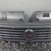 90457635-f7dc14b3-7d6b-4a44-94df-58a99afcad38-Piece-90457635-Calandre-735507397-FIAT-IDEA-PHASE-2-13-JTD-16V-TURBO-MULTIJET-c6c319e41ff629fe08928fcb02ec1daba4be4304fc13c17eecc0836d03914ebb_m.jpg