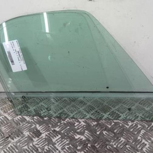 90462771-f3620fc3-12a6-4c50-81b6-3a1e901a4539-Piece-90462771-Custode-avant-gauche-RENAULT-TRAFIC-2-PHASE-2-20-DCI-16V-TURBO-679cc76887be1287da5c2b70da6831056df7f6fc9561a2c9e03a423fb14e612e_m.jpg
