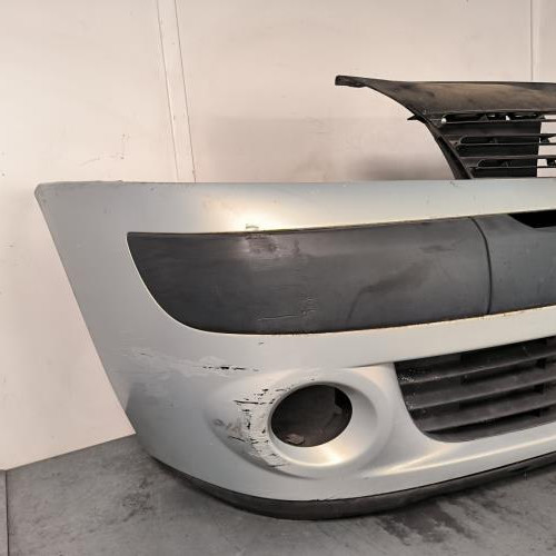 90462786-e0f6f1ce-07cc-4a53-8c3b-c8fc373e1db6-Piece-Pare-choc-avant-7701475526-RENAULT-CLIO-2-PHASE-2-27b8c9436faeea71881e39593fc1ce88e3dfdb383e0f11e40b3606d2879bdbbd_m.jpg