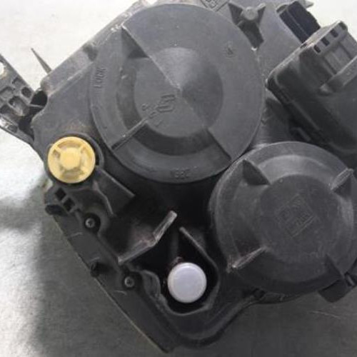 90525617-c4dc1863-ddba-4750-908b-9ae5b17d529b-Piece-90525617-Optique-avant-principal-droit-RENAULT-MODUS-PHASE-1-15-DCI-8V-TURBO-cb7148c356d71f9960d66e00dc703a040b577f98f83c9d2b73716f916cdaa22f_m.jpg
