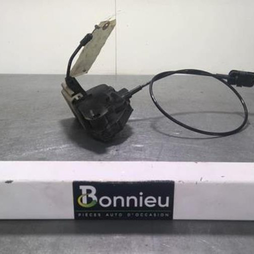 Fermeture centralisee avant gauche