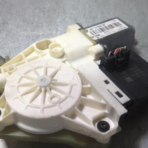 90744642-b5768ef4-f8a7-4b69-8dcf-40b690b55592-Piece-90744642-Leve-vitre-electrique-arriere-gauche-827210003R-RENAULT-MEGANE-3-PHASE-1-15-DCI-8V-TURBO-43e079ed84ac99b3ad05e73bf2357466f61b7f37bec3da0a7b0a0f766acb647e_m.jpg