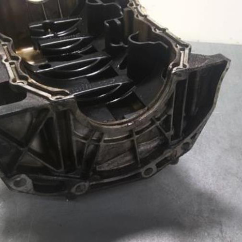 91021655-c62803d7-b783-4d2d-976c-888070f583c7-Piece-91021655-Carter-inferieur-8201719715-RENAULT-MEGANE-2-PHASE-1-16i-16V-133842107b9787a34202967d054bf5ca369b9a030b6f31c075f8692126de5aa8_m.jpg