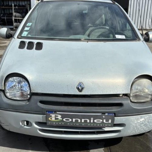 Vehicule-RENAULT-TWINGO%25201%2520PHASE%25203-2004-9f70cde7d6e70fab3fe973e9d2c13e3a8c814d8f7ac4391e1c739ceec959b352_m.jpg