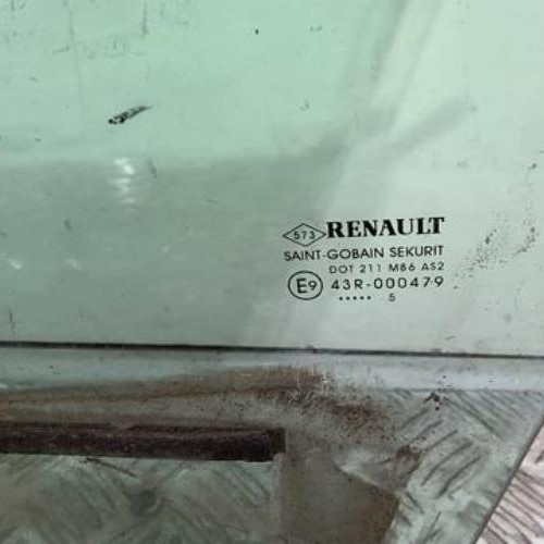 91487042-5a673ac4-45e4-402d-9b0a-9b1a02518a40-Piece-91487042-Vitre-avant-gauche-803012464R-RENAULT-MEGANE-3-PHASE-3-15-DCI-8V-TURBO-2f315b786e9e4424573deb5fa9bb831a9b7ae4db9e7ebf66ff1ebeb94086e365_m.jpg