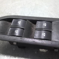 91545820-9d666780-997d-4864-8ff4-6c088e49f083-Piece-91545820-Interrupteur-de-leve-vitre-avant-gauche-RENAULT-LAGUNA-2-PHASE-2-20-DCI-16V-TURBO-a5184ce95eacc732a16184e8235bc850df98170c2c45371a40c068461b4d99e5_m.jpg