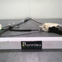 91552746-c915cf77-8752-4f3d-9e7c-18ce4812c820-Piece-91552746-Leve-vitre-electrique-avant-gauche-9221Q6-PEUGEOT-407-PHASE-1-BREAK-20-HDI-16V-TURBO-6bcbee457dfb9418322184b89cf43b35ec28985a9525e8546c781c2885e18149_m.jpg