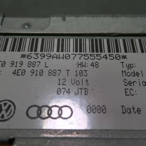91568605-231be618-6cbf-43d9-a9f2-4fdd982fe10f-Piece-91568605-Autoradio-4E0919887L-AUDI-Q7-1-PHASE-1-30-TDI-24V-V6-TURBO-QUATTRO-4X4-61bb6b2108158d200a8abf4e2cd6689b529774d7be6951e878773c2cd4a024fb_m.jpg