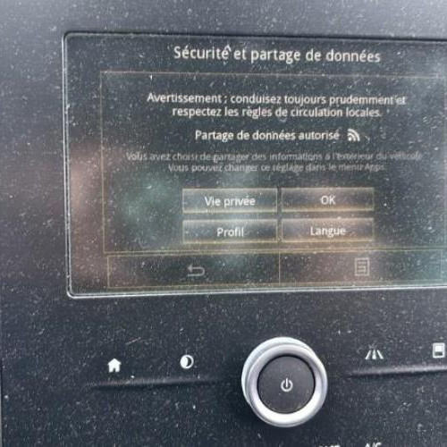 Vehicule-RENAULT-MEGANE-4-PHASE-1-2018-7cebb8c8032b5145bae5befabd7d4090cd33a04362f582516bc3d7de17da32af_mtn.jpg