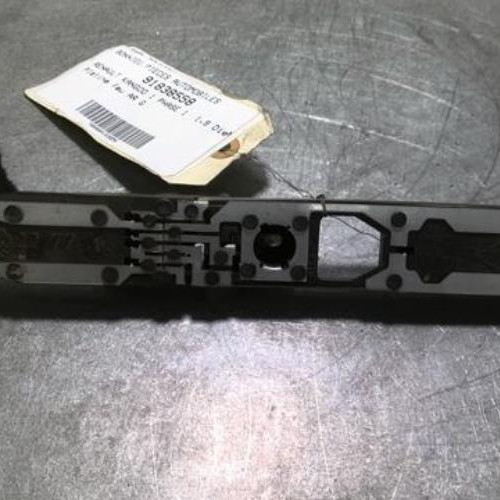 91838558-6e8ebb4b-57e3-4e42-b460-d02710e7d0c0-Piece-91838558-Platine-feu-arriere-gauche-RENAULT-KANGOO-1-PHASE-1-19D-8V-4e756a61b2b17e62da2cbfc39c8256f8542b83cc05c621891f0b54209e16964e_m.jpg