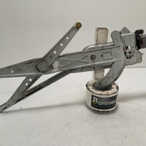 91839356-cb17d5af-c125-4995-9888-94b3bd6f5a57-Piece-Leve-vitre-electrique-avant-gauche-7700303543-RENAULT-KANGOO-1-PHASE-1-e2a6e8a8dd1942f324c61ac94d3d7fbf9169742bdeab2e02438145e12de906f7_m.jpg