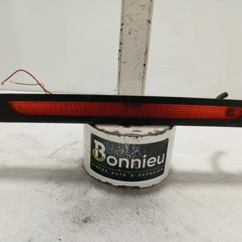 92022228-a760d7b3-e50a-44f0-b9e6-f09901b91125-Piece-Feu-arriere-stop-central-00006351Q2-CITROEN-C3-1-PHASE-1-12dc9a4bb7396a499bdbce779aa1e9ed6568004f6b64f0ed40c1efa8f30023c8_m.jpg