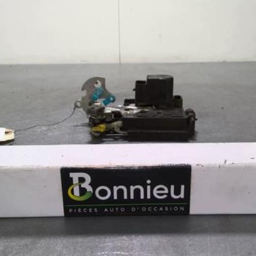 Fermeture centralisee avant gauche