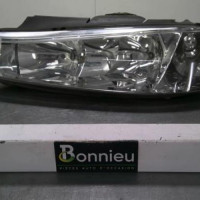 92102817-bb0647b2-a9ef-4170-8ea5-1dfac3624839-Piece-92102817-Optique-avant-principal-gauche-6204V2-PEUGEOT-406-PHASE-2-20-HDI-8V-TURBO-b55c91c8f7c67b3a2b1b721caf92abe0c2a64fe62c39da9ddd8ff7b7dc275c5f_m.jpg