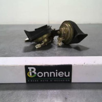 92102926-202ddb3e-67f3-4d04-a4d1-c4fe6e735108-Piece-92102926-Avertisseur-Klaxon-6236E4-PEUGEOT-406-PHASE-2-20-HDI-8V-TURBO-28bd652fd6486d730c1a53d2c7fb85c17fda5e631e0a3a5f0689aa63928938ab_m.jpg