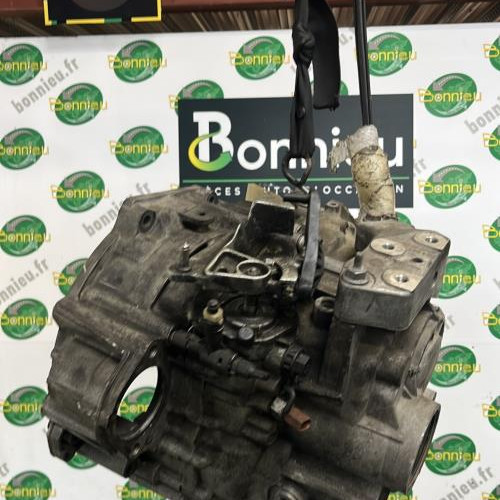 92178443-16328e13-ef9c-4a9e-b49d-0d46553e5327-Piece-Boite-de-vitesses-02Q300048J-VOLKSWAGEN-SCIROCCO-3-PHASE-1-COUPE-301faa0857633b748c3787d661e319a81a27e73d092f5e720e9064a74eae3098_m.jpg