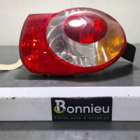 92215096-14fdda44-1a9f-4d21-8f21-079aaa7b8841-Piece-92215096-Feu-arriere-principal-droit-8200538785-RENAULT-MODUS-PHASE-1-15-DCI-8V-TURBO-c1ead477b7a437afebe00c3b0713217b5ca72b43c1b9df5268fb263dded70485_m.jpg