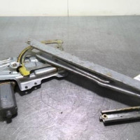 92246748-0c532601-70da-4f91-8d71-075189401b40-Piece-92246748-Leve-vitre-electrique-avant-droit-698100D010-TOYOTA-YARIS-1-PHASE-1-10i-16V-a9870ef02854866420b76ae067b8406de1bd78cb4efa956678887e675ad6e528_m.jpg