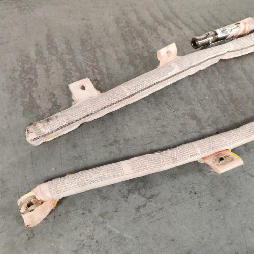 92247645-c36f59a9-ddbd-4836-9a31-7bdb1b933645-Piece-Air-bag-rideau-gauche-1K8880741B-VOLKSWAGEN-SCIROCCO-3-PHASE-1-COUPE-97c2bb9f52bb4b968593f75f3f34d3b88cc569a42ef2fb9317f4b822335a3db6_m.jpg
