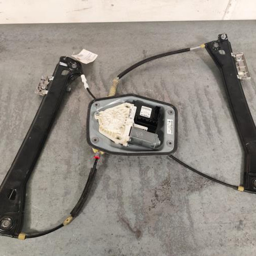 Leve vitre electrique avant droit
