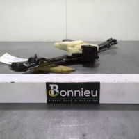 92255750-dd632bc0-5b1a-4310-8b31-3a6080d43ca1-Piece-92255750-Leve-vitre-electrique-arriere-gauche-9826076580-CITROEN-C4-PICASSO-2-PHASE-1-20-BLUE-HDI-16V-TURBO-a10eb1438919f01d638e231c0e189ed63ed3c956f2139b08ea4d6a6c5c5f484a_m.jpg