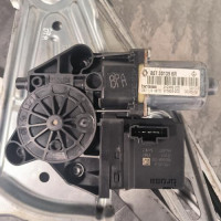92255989-20fedb05-efde-4dbd-9093-7d06d3bfce73-Piece-Leve-vitre-electrique-avant-droit-807203154R-RENAULT-MEGANE-3-PHASE-1-BREAK-5b60ab68436b95bffa3fd6407c5ebc687da2db72230312ef4b08418365a9a40c_m.jpg