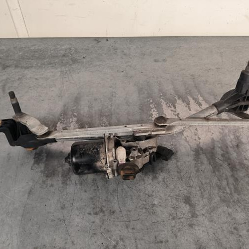 Moteur essuie glace avant