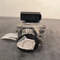 92257202-d470cbeb-b954-4223-a669-4b1811e77f33-Piece-Bloc-ABS-freins-anti-blocage-476604075R-RENAULT-MEGANE-3-PHASE-1-BREAK-6101bd0bff4eee31d9f4d3992ac65027d4a4598e67210bd4b2102a6a7b602b8f_m.jpg