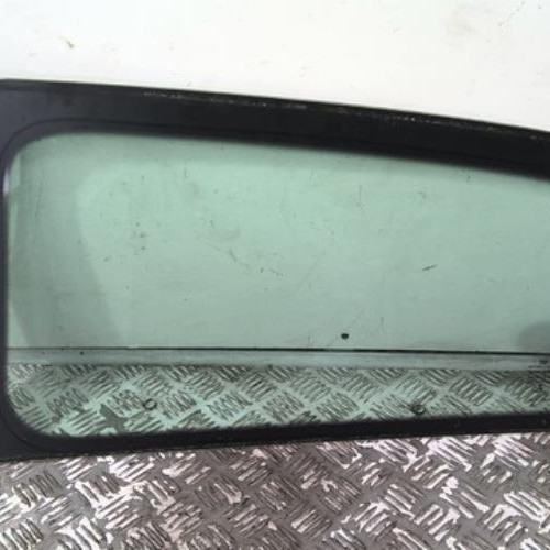 92258748-78a5625b-03fa-4431-89d9-59cfcd6af9af-Piece-92258748-Vitre-arriere-droit-823007983R-RENAULT-TWINGO-3-PHASE-2-10i-12V-SCE-65-3a48f79b91030440d2042e6e9301d06d9ff80cbcfd125f89ca408f45a9e7b28b_m.jpg