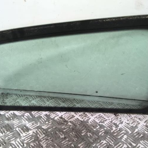 92258749-57ab7af3-87d4-40a5-b9ae-05e2a522dfac-Piece-92258749-Vitre-arriere-gauche-823014043R-RENAULT-TWINGO-3-PHASE-2-10i-12V-SCE-65-86bc66dcedecc7f0550a9cde0e79c0116e8e67cdfb6d4e674f2db970c076cb0a_m.jpg
