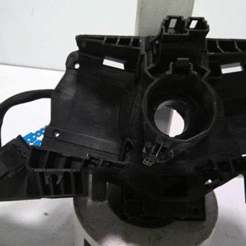 92259261-3aacd494-25ba-42ae-889d-0733e9e3e0b2-Piece-92259261-Contacteur-tournant-255677302R-RENAULT-TWINGO-3-PHASE-2-10i-12V-SCE-65-488665f684d74788c54323434fca7dac6a1ef30632bbc3f0d92d2af7f0e7ccb4_m.jpg