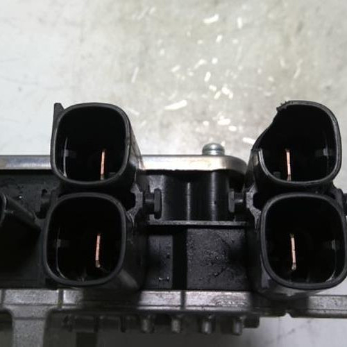 92259392-69b44074-748e-47ca-934e-54dc54a9313c-Piece-92259392-Calculateur-moteur-237105293S-RENAULT-TWINGO-3-PHASE-2-10i-12V-SCE-65-3c18d3b45d1180d41b14e7e968b4320a4a22dc6dd3b94c200d6250ff59162039_m.jpg