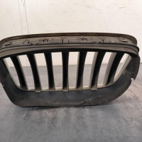 92266915-faa57cab-4a1c-4911-97d4-8d98a8a6b326-Piece-Calandre-droite-51137185224-BMW-X6-E71-PHASE-1-c604cebfa1dd997f7f50fd24f74011ac2beb8dfef84f517f813a07d3134e787d_m.jpg