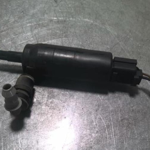 92266942-e391668e-83e0-48b8-9433-7d68ea2606b7-Piece-92266942-Pompe-lave-phares-67637217792-BMW-X6-E71-E72-PHASE-1-40d-30D-24V-L6-TURBO-XDRIVE-4258760d35100ef4ba9e69bb274b057c2a4261e3da3bcaad9d1175d41a4caf35_m.jpg