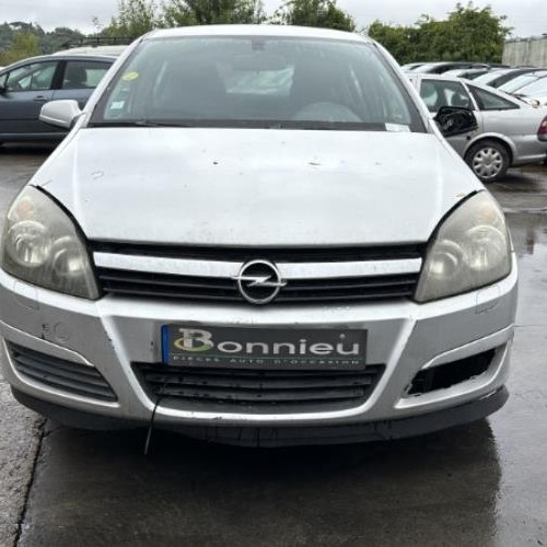 Vehicule-OPEL-ASTRA%2520H%2520PHASE%25201-2005-ee0b164a9c725dc7b876a6881b6b40b7683694e3d9f858ee179ed879568413c7_m.jpg