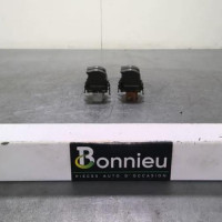 92678378-b4b34cdb-f27a-4bb2-9b31-b123376aecbd-Piece-92678378-Interrupteur-de-leve-vitre-avant-gauche-8200315042-RENAULT-SCENIC-2-PHASE-2-15-DCI-8V-TURBO-f40603b0b915c370032b4751b20cea3510379246c38036927ab2a4ec7ad21a91_m.jpg