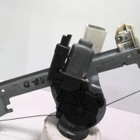 92972101-8e958dec-c4a1-4950-9035-4f9edc477873-Piece-92972101-Leve-vitre-electrique-arriere-droit-8201010934-RENAULT-GRAND-SCENIC-2-PHASE-2-15-DCI-8V-TURBO-8e8b0da088ead9597136e364f567a6f946a2de2fb9392f0165f6538fa50e59e4_m.jpg